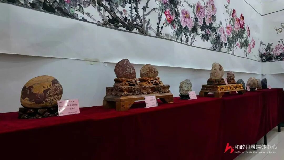 1760060007346943.jpg 奇石文化5.jpg