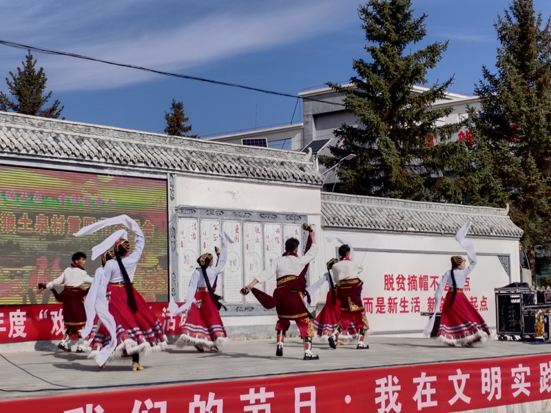 和政县2025年戏曲进乡村--10月28日松鸣镇演出