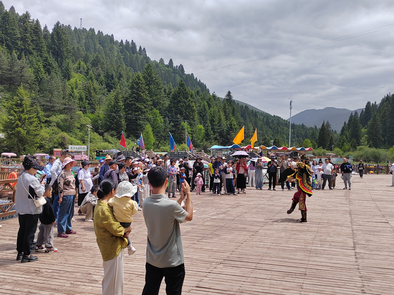 和政县2025年戏曲进乡村--5月31日松鸣镇吊滩村